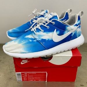 nike cloud shoes